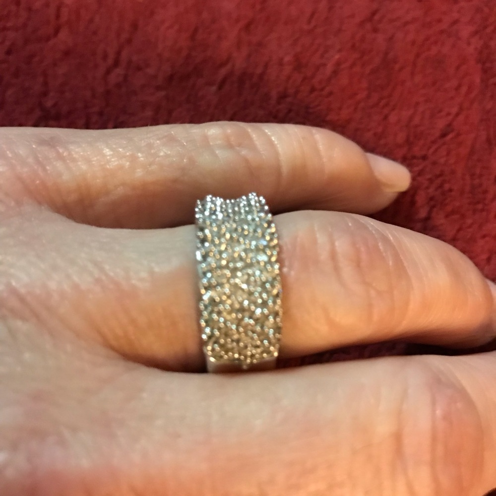 Sterling silver ring with real diamonds